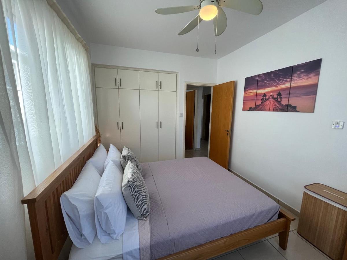 Beautiful 2 Bed Apartment In Peyia Valley, Paphos Esterno foto