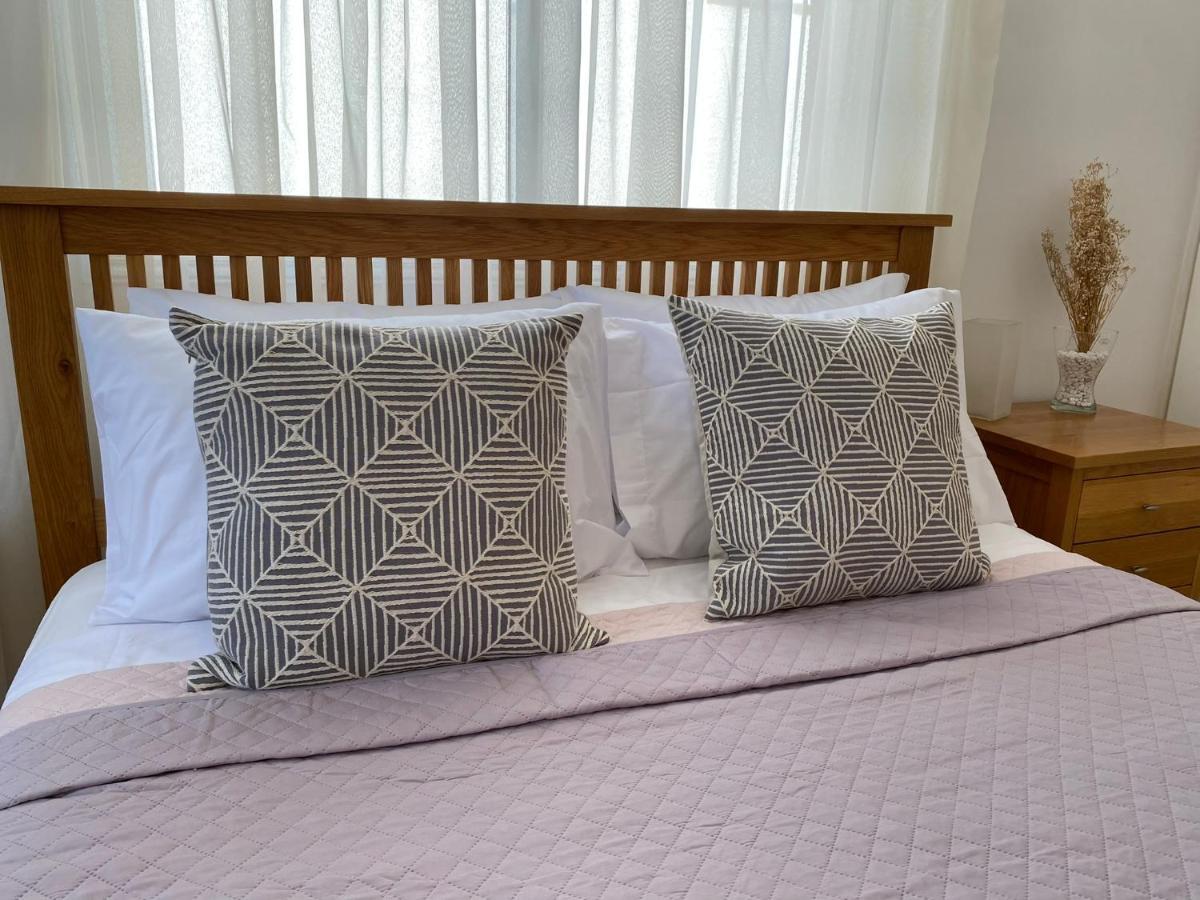 Beautiful 2 Bed Apartment In Peyia Valley, Paphos Esterno foto