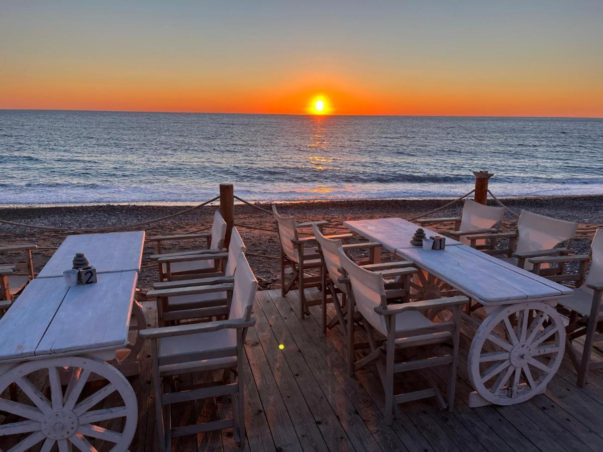 Beautiful 2 Bed Apartment In Peyia Valley, Paphos Esterno foto