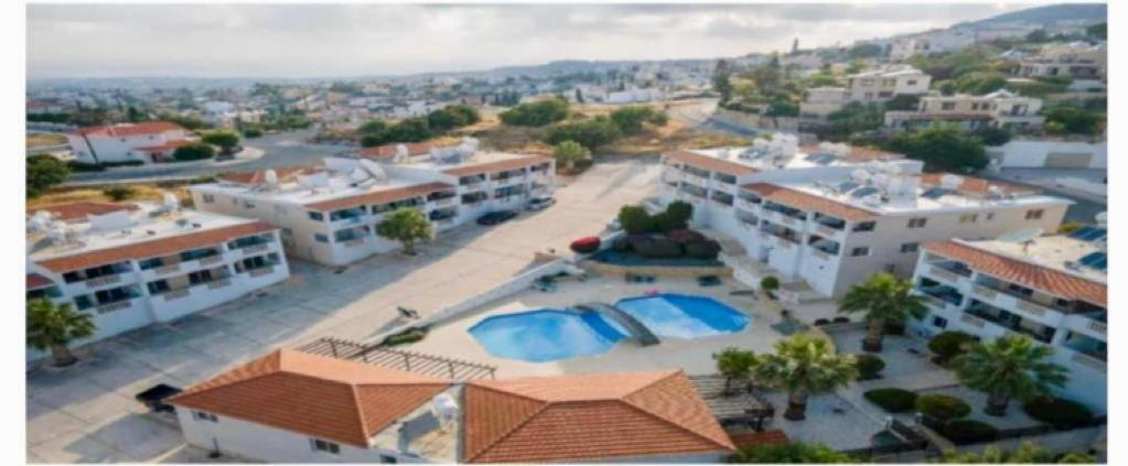 Beautiful 2 Bed Apartment In Peyia Valley, Paphos Esterno foto