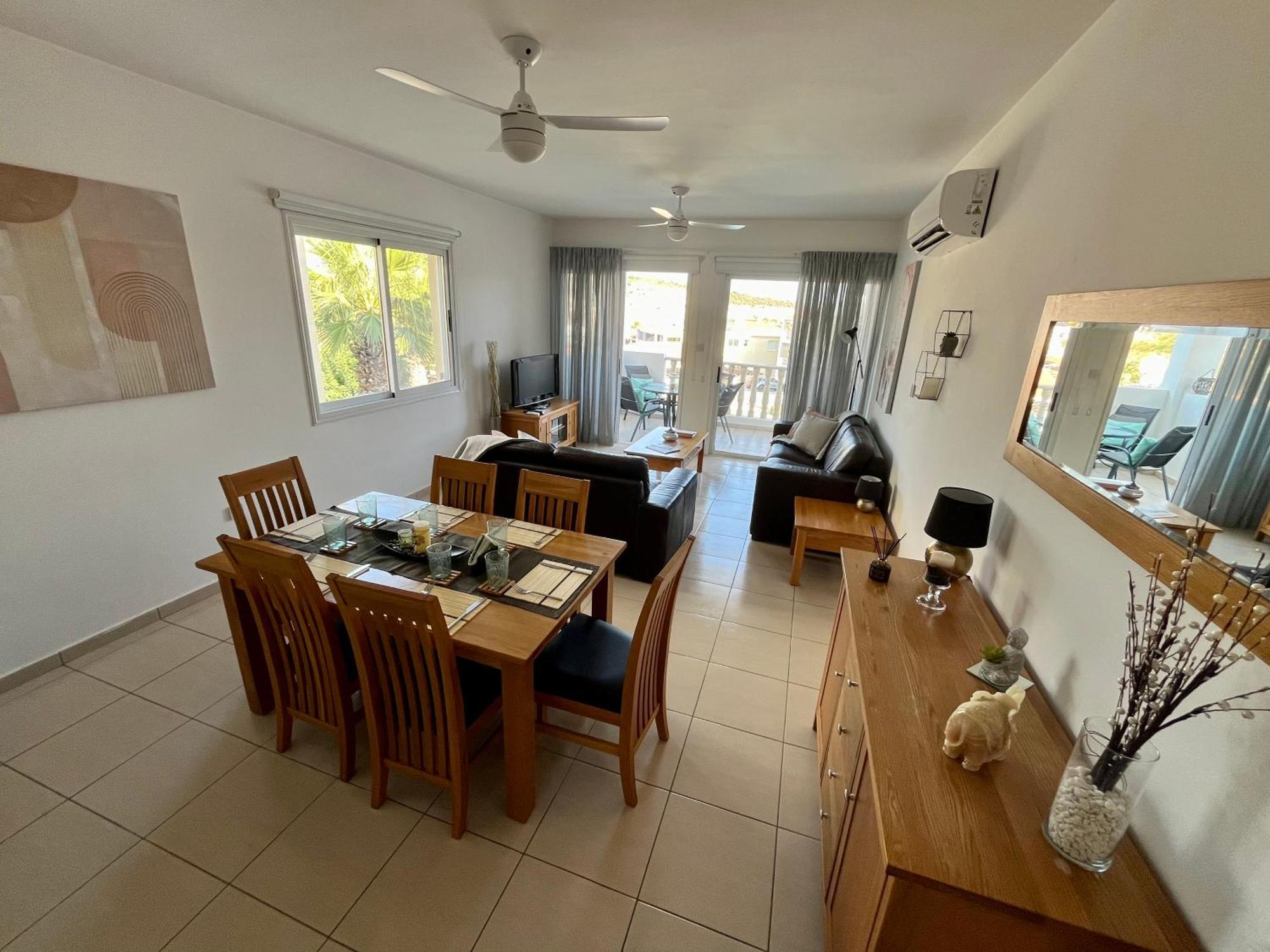 Beautiful 2 Bed Apartment In Peyia Valley, Paphos Esterno foto