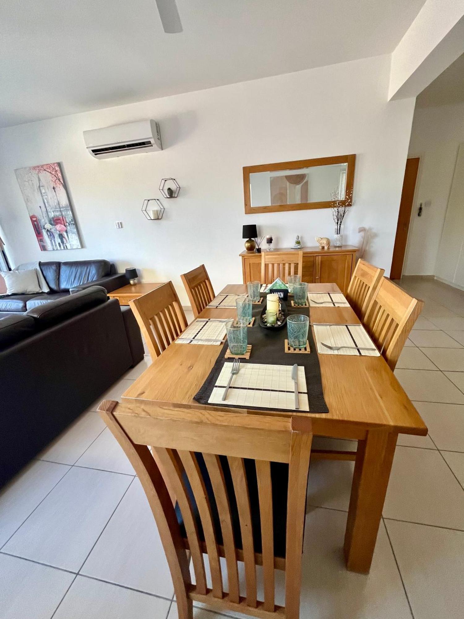 Beautiful 2 Bed Apartment In Peyia Valley, Paphos Esterno foto